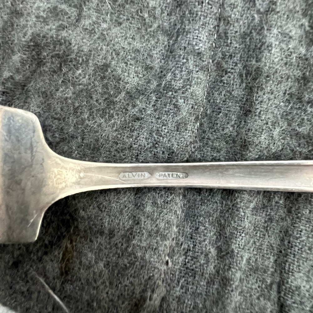 Alvin 1916 Long Life plated Molly Stark Salad Fork (1 each) - Picture 3 of 6